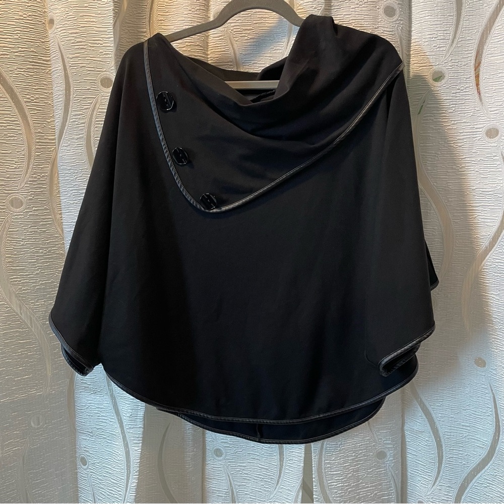 Joseph Ribkoff Poncho Cape Womens 10 Black Excellent Faux Leather Trim Button‎